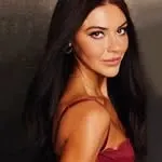 Zoe Roe avatar