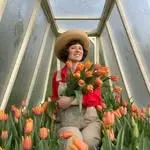 Roka Brings Flowers avatar